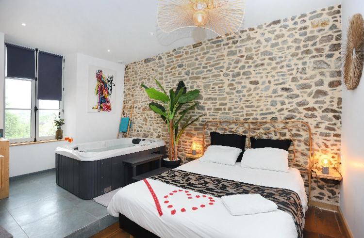 Apartmán La Douce Nuit Fougères Exteriér fotografie