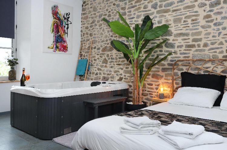 Apartmán La Douce Nuit Fougères Exteriér fotografie